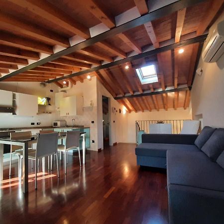Appartamento Sui Tetti Di Parme Extérieur photo